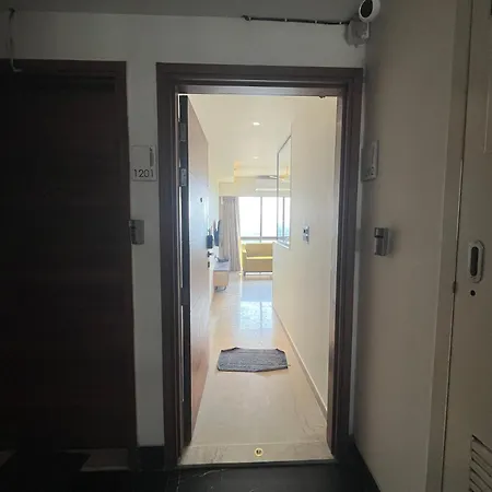 Ov Premium Studios Bkc - Kurla Mumbai Exterior photo