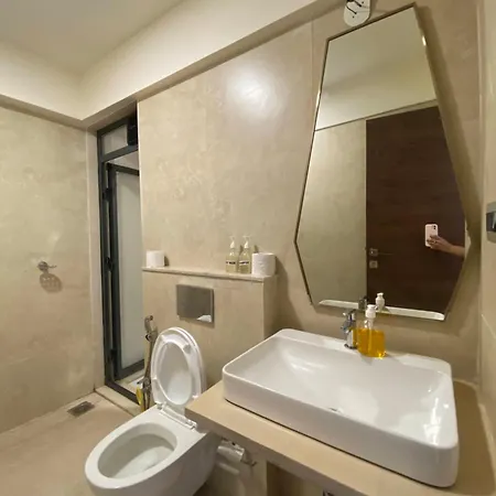 Ov Premium Studios Bkc - Kurla Mumbai Exterior photo
