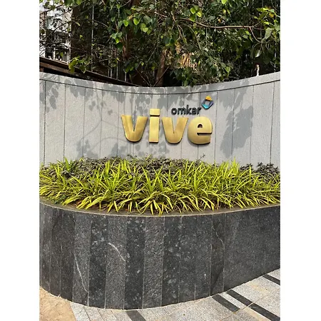 Ov Premium Studios Bkc - Kurla Mumbai Exterior photo