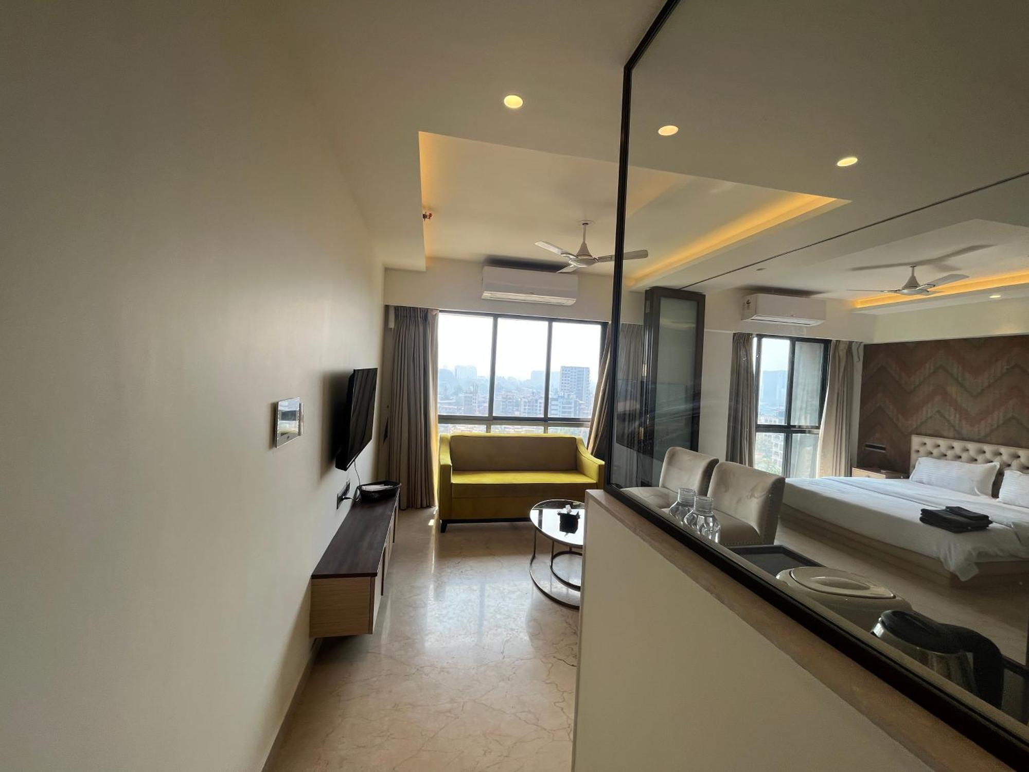 Ov Premium Bkc - Kurla * Mumbai