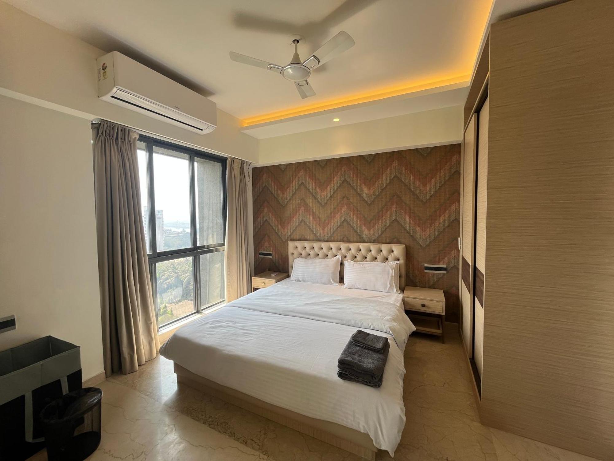 Ov Premium Bkc - Kurla Apartment