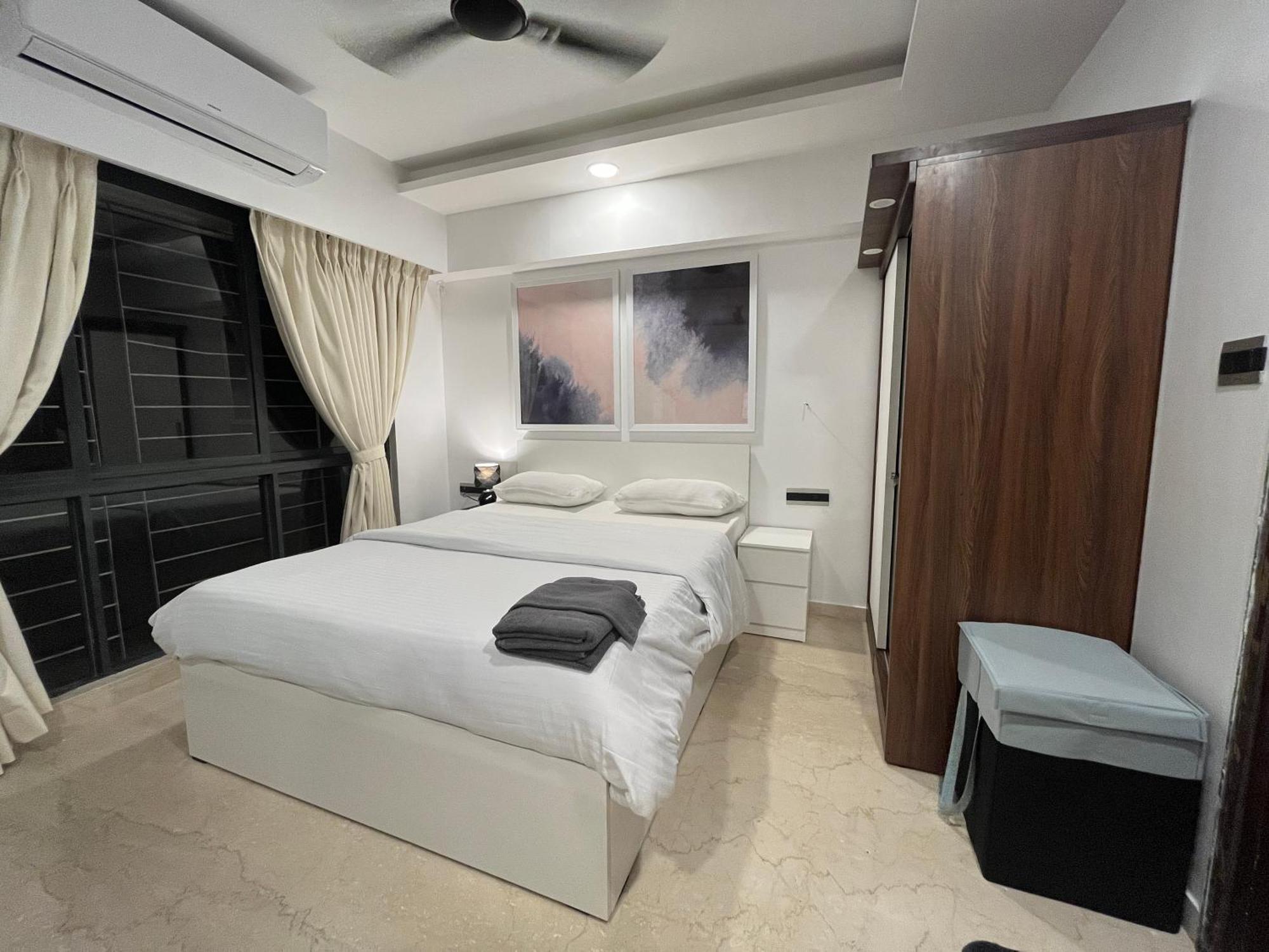 Ov Premium Bkc - Kurla Apartment